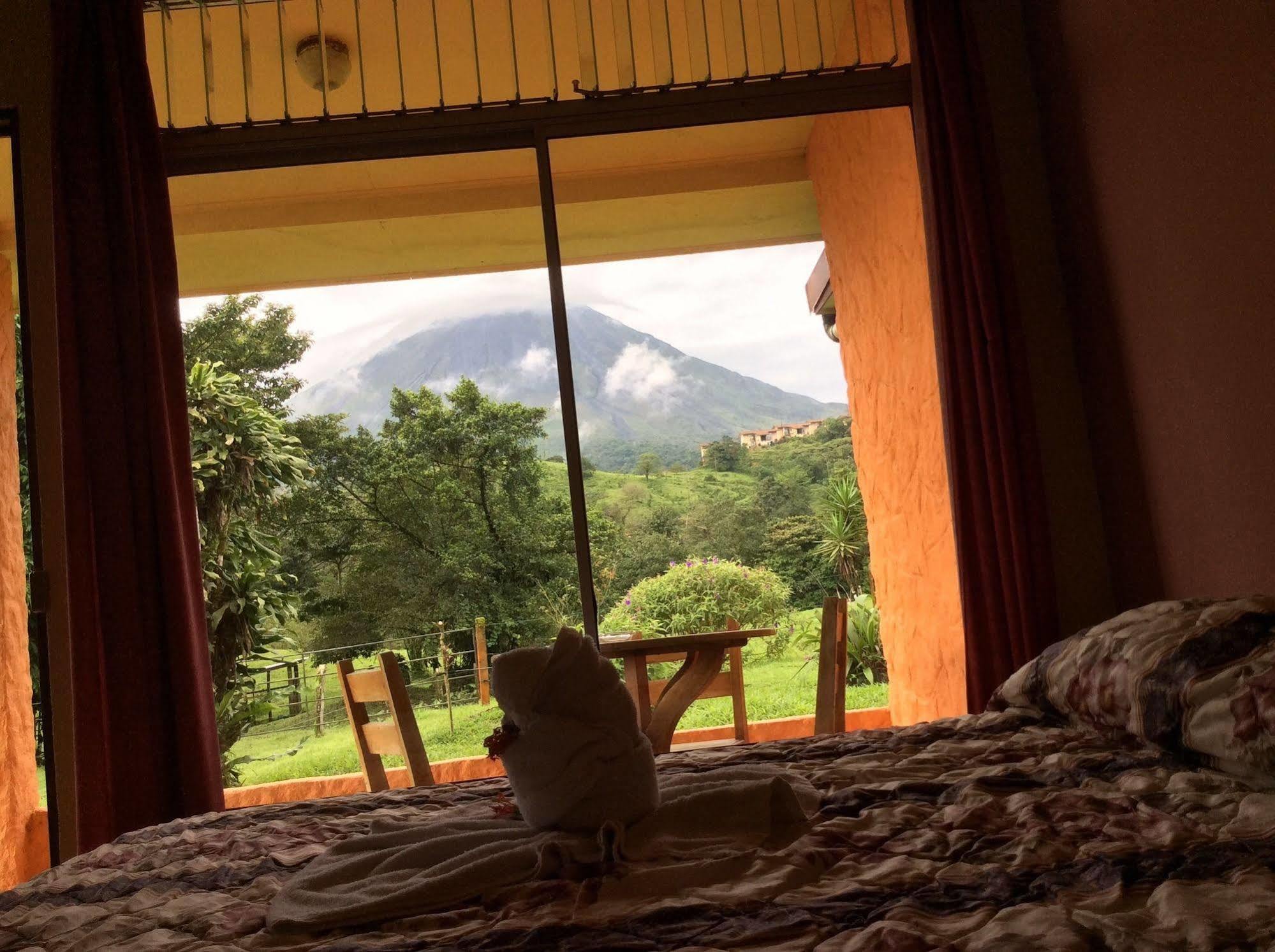 Cabinas Los Guayabos Ξενοδοχείο La Fortuna Εξωτερικό φωτογραφία